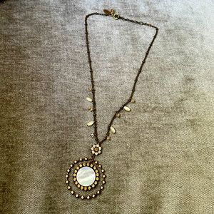 Liz Paiacios necklace